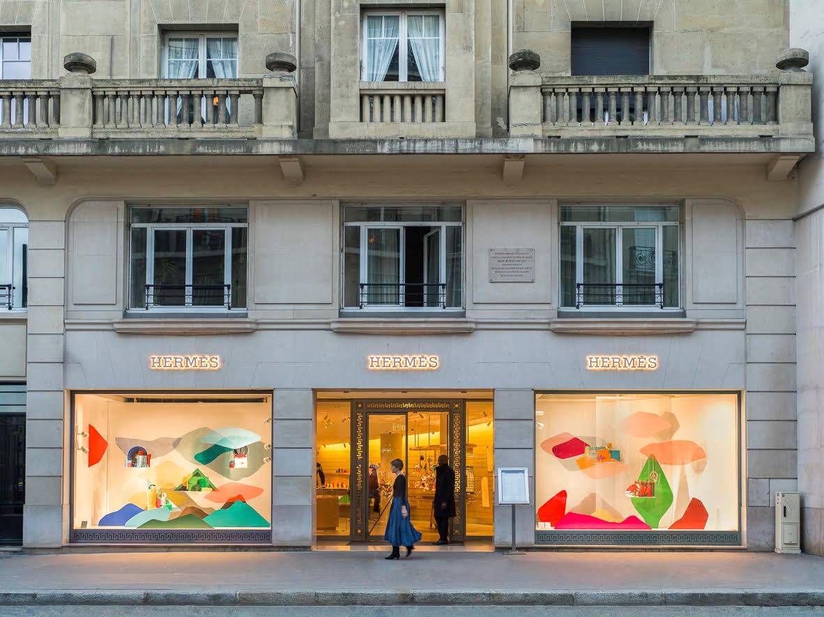 La forêt lunaire », un projet pour Hermès, par Julie Safirstein
